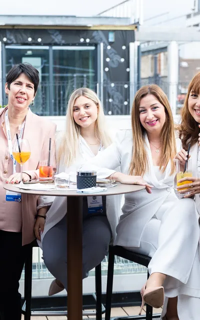 MEIHUNTCorporate Talent Management